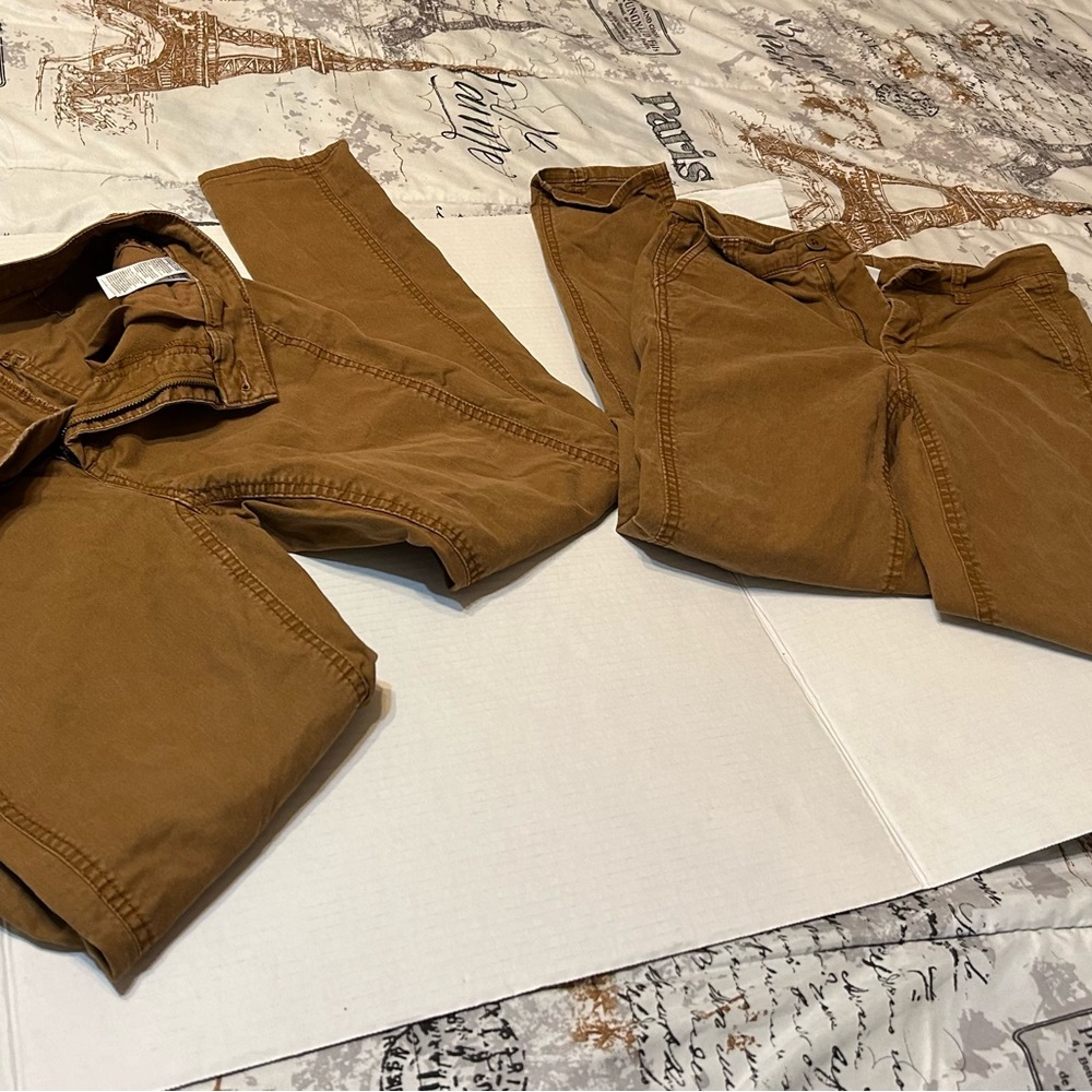 2 pair of Old Navy khaki For Women